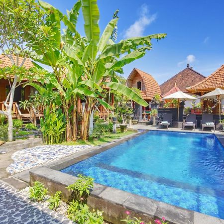 Ss Pangket Bungalow Toyapakeh Exterior photo