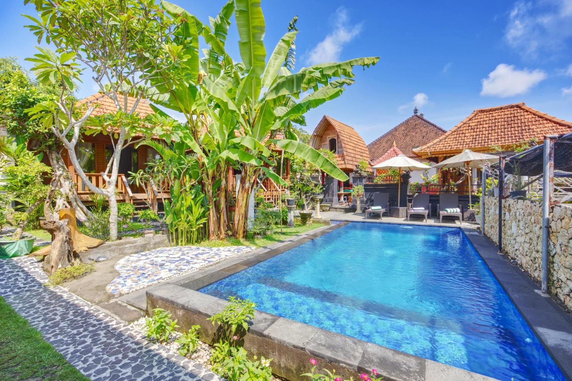 Ss Pangket Bungalow Toyapakeh Exterior photo
